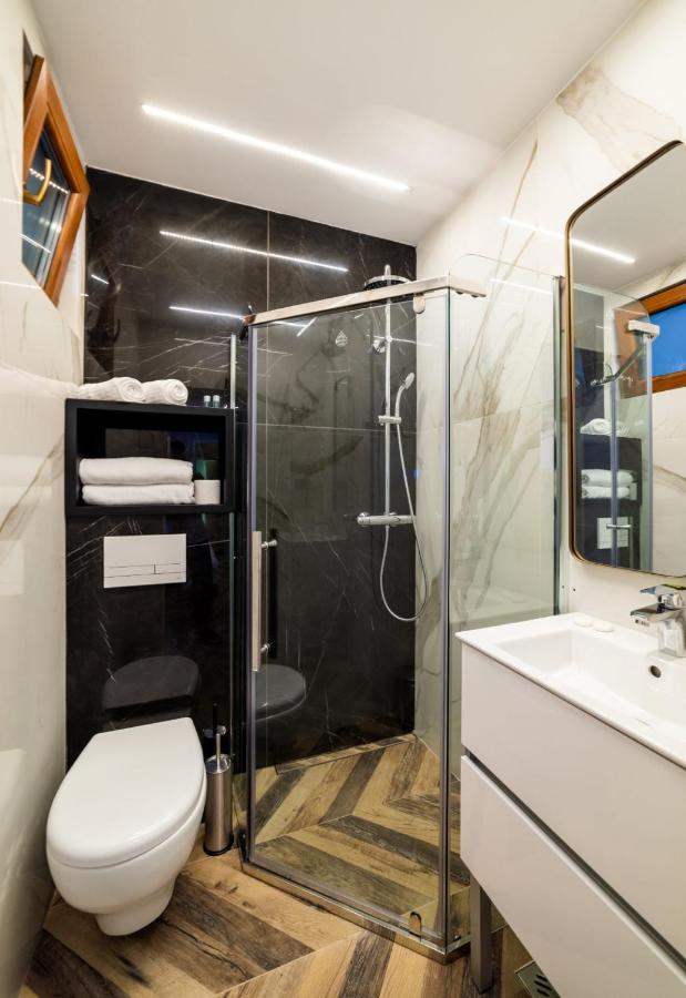 Art'Partment Lägenhet Braşov Exteriör bild